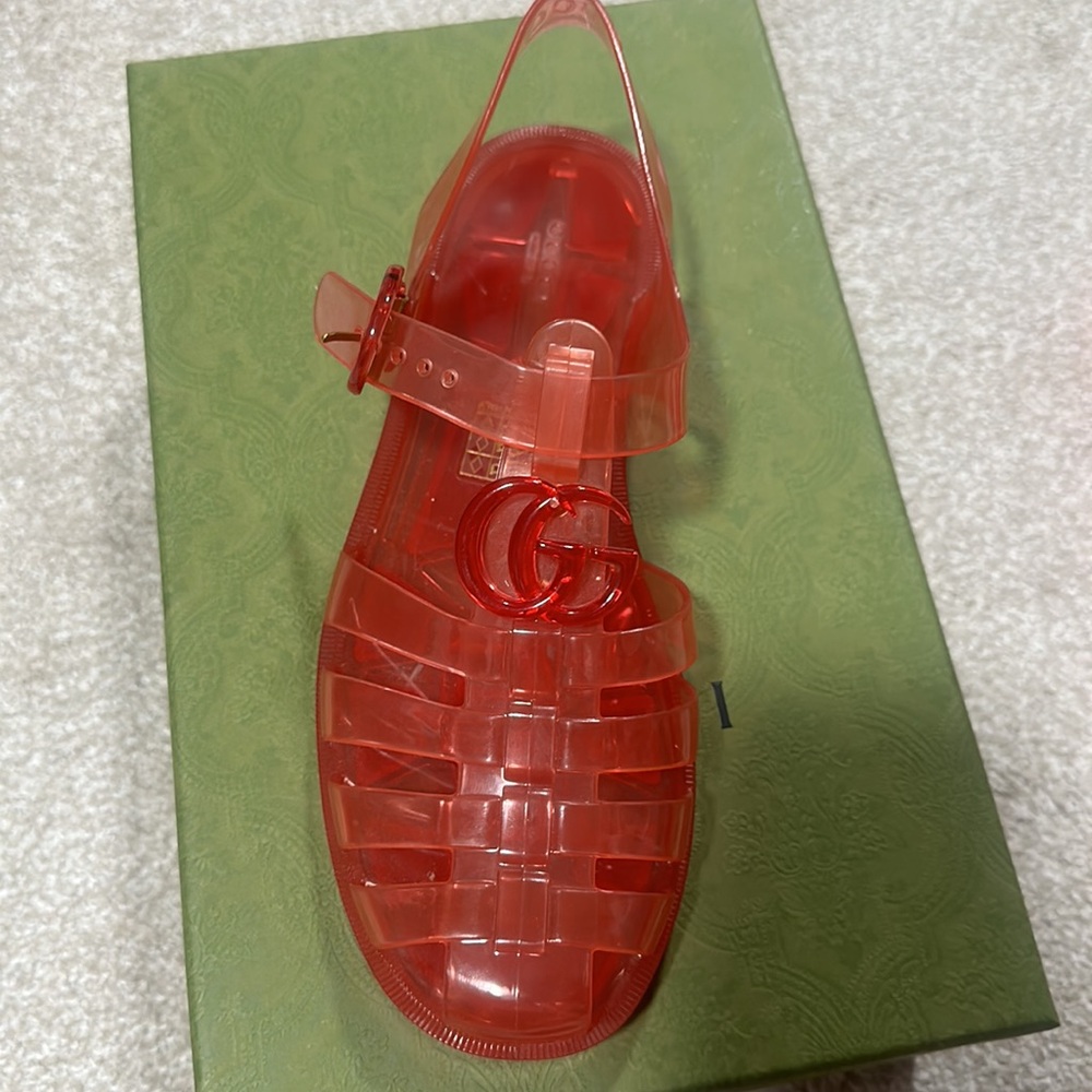 Gucci new sandal